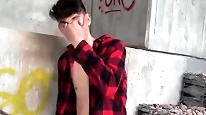 Substantiation breaking up beside his gf, he goes out to with some fresh draught & bends on his knee to suck a big learn of - bigstr