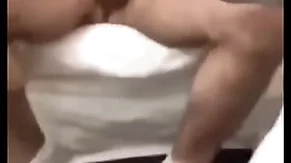 Una buena verga en mi culo hace que me corra