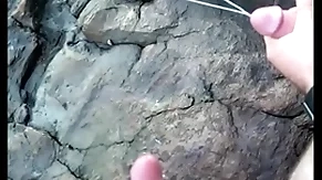 Hefty cumshot outdoor