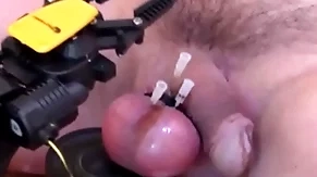 Instinctual sticking needles about balls