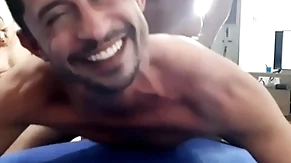 O puto dando com alegria! video completo no meu xvideos red