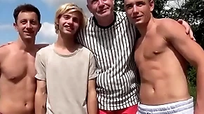 Several guys renting an chamber