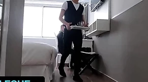 Latinleche - bored workaholic jonas matt gets gasping by hot latino bellboy in his hotel room