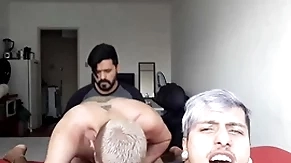 Um putinho queria comer meu namorado ander unending mas tinha que levar a piroca do kxorro! video completo vc encontra no meu xvideos red!
