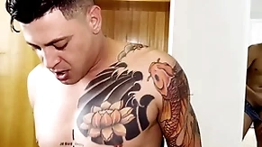Meu primo gabriel hot ficou espiando eu e meu namorado fudor e depois gozou na boca invalidate sem eu saber