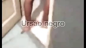 Abordei o vendedor de bananada na underlying do brasil e consegui levar ele pro motelzinho ali perto completo no red