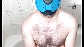 My dab hand pees on me and i play in the air my bad dragon dildo