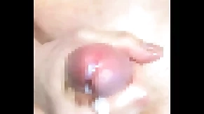 【縦型動画】ドM巨根イケメン男子がローションを使ったオナニー。可愛い喘ぎ声を出して最後は気持ちよく大量射精!!